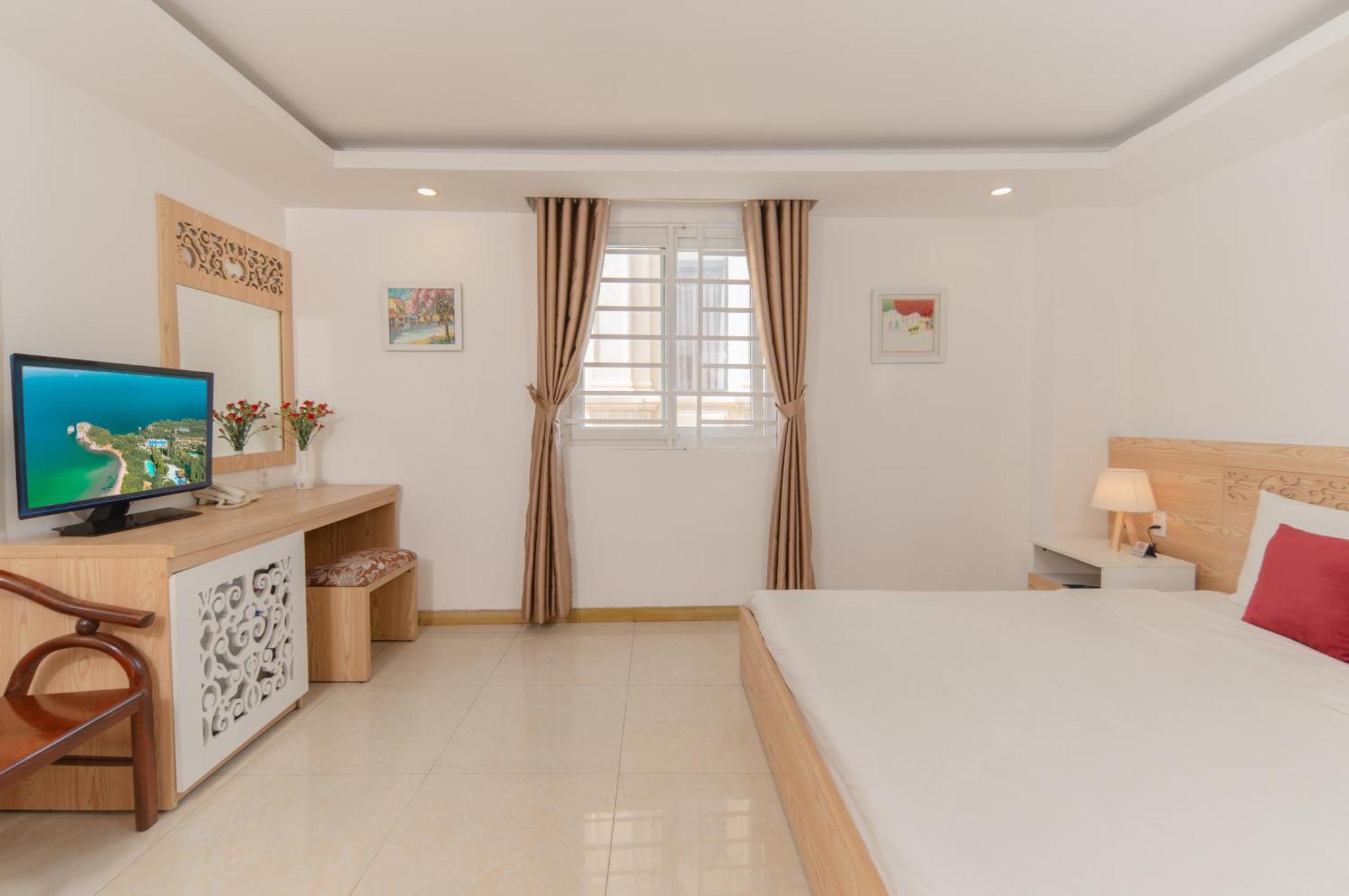 Nang Vang Hotel Nha Trang Exterior photo