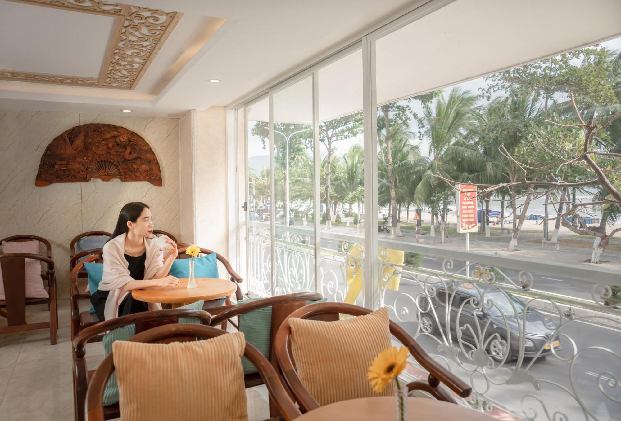 Nang Vang Hotel Nha Trang Exterior photo